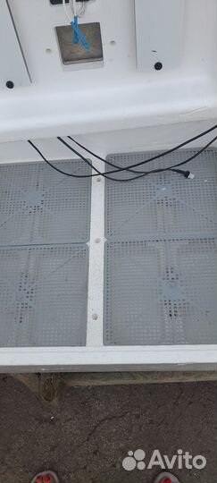 Продам инкубатор 