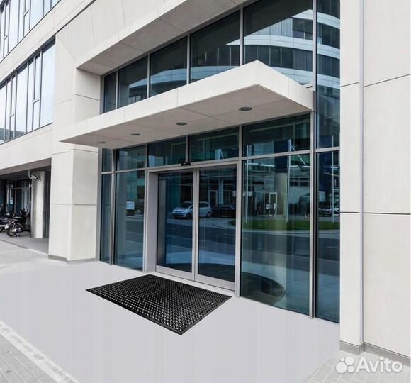 Входная группа из теплого алюминия