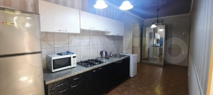 4-к. квартира, 95 м², 1/2 эт.