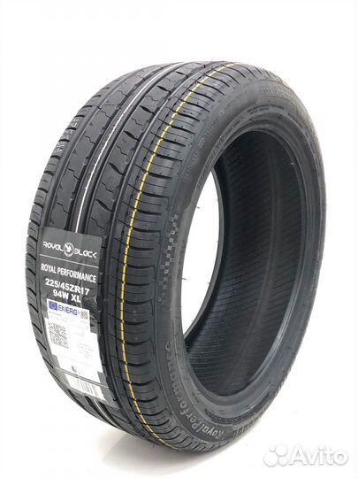 Royal Black Royal Performance 225/45 R17 94W