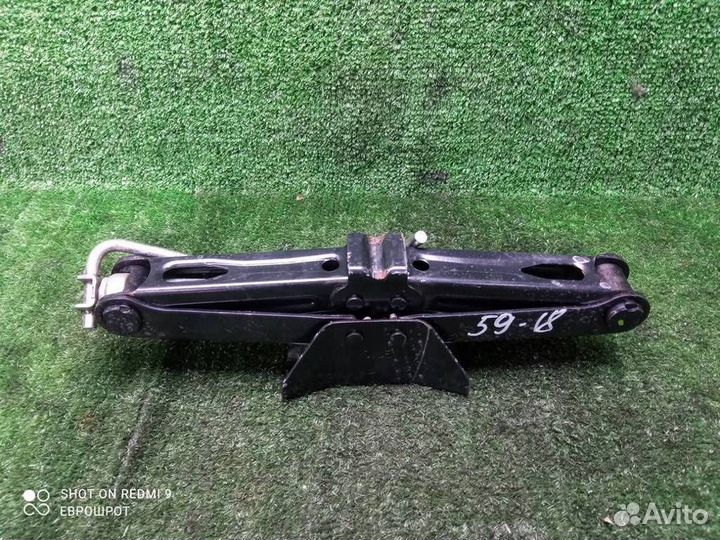 Домкрат Opel Corsa D (2006-2015)