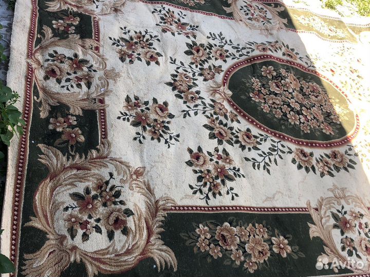 Мягкии ковер