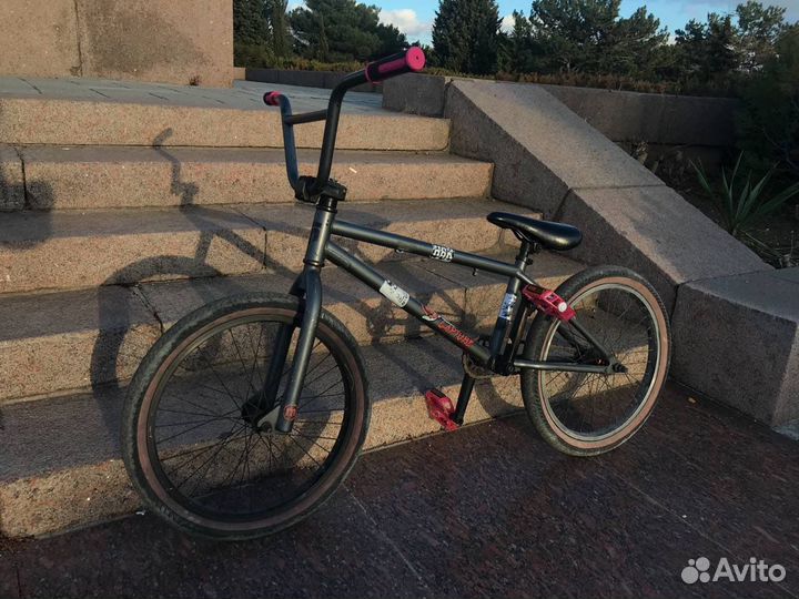 Трюковой велосипед bmx