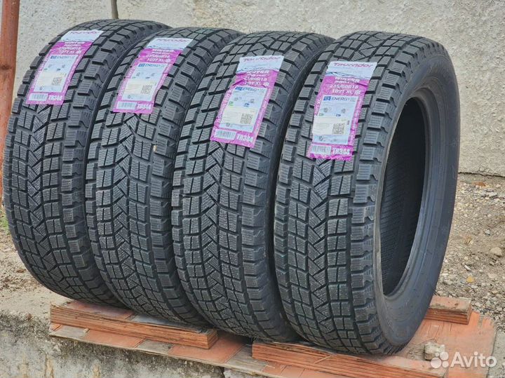 Tourador Winter Pro TSS1 235/60 R18