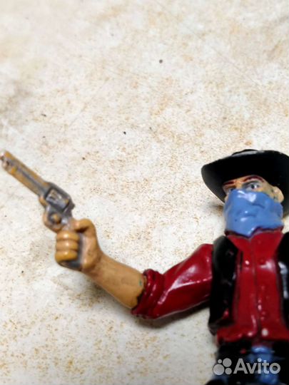 Солдатики индейцы ковбои