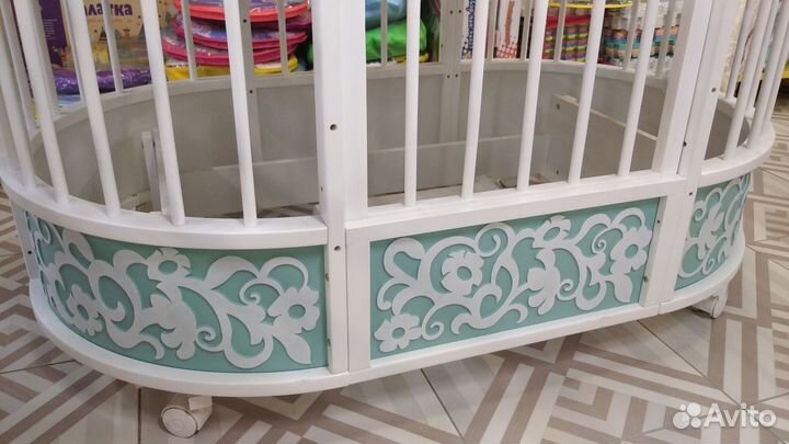 Детская кроватка трансформер с маятником круглая