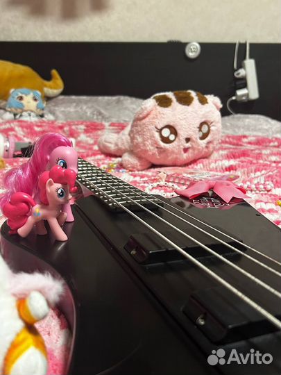 Epiphone Goth Thunderbird IV Bass Pitch Black