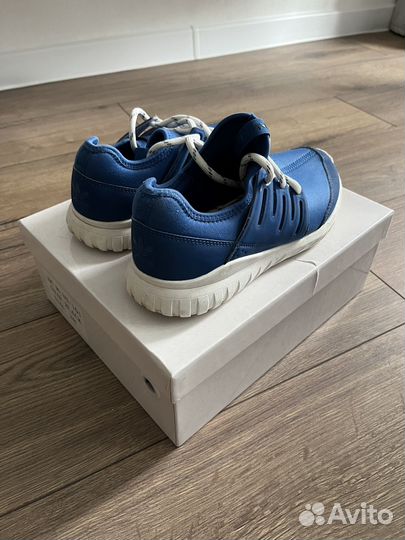 Кроссовки Adidas Tubular