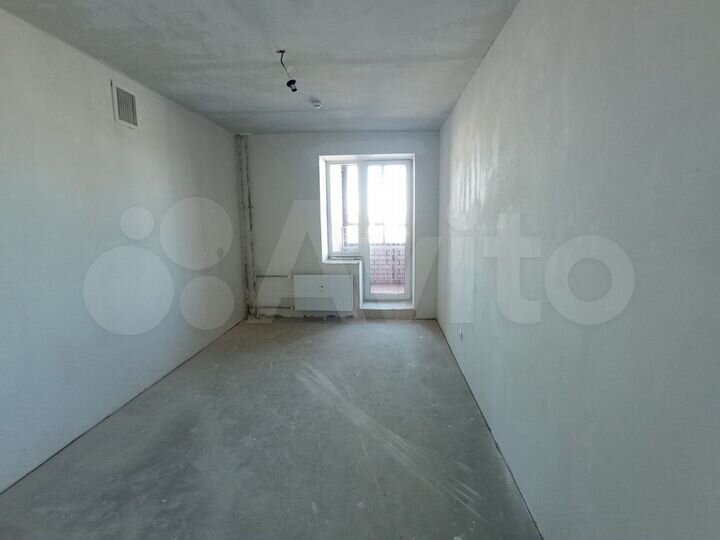 3-к. квартира, 93 м², 8/10 эт.