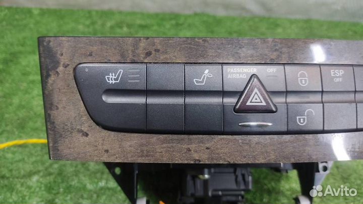 CD чейнджер Mercedes Benz E-class W211 2004