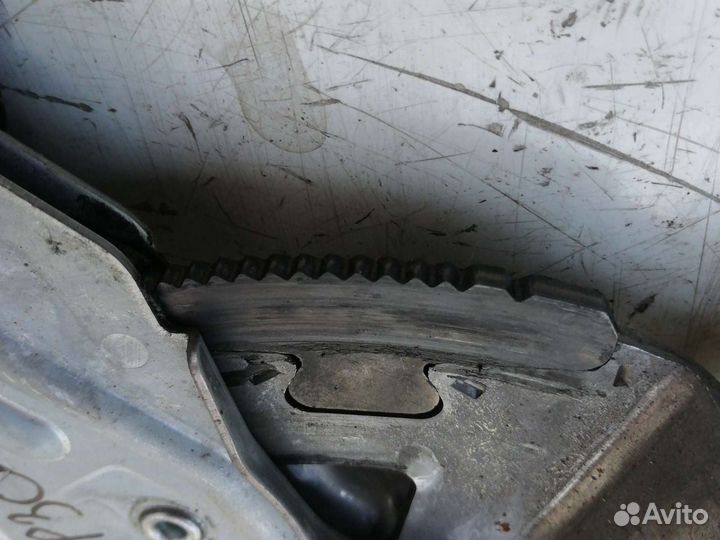 Ручник (механизм стояночного тормоза) BMW F30