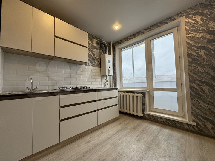2-к. квартира, 50 м², 3/5 эт.
