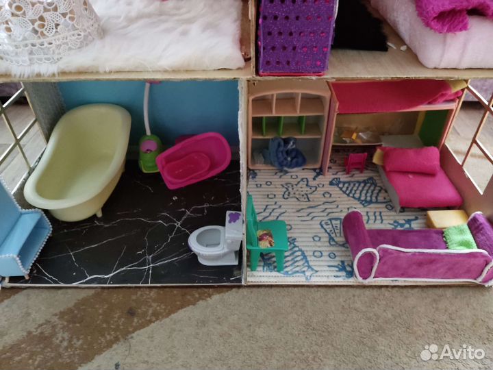 Домик кукольный