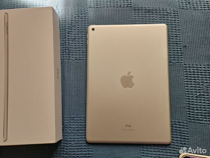 iPad A2602 64 гб