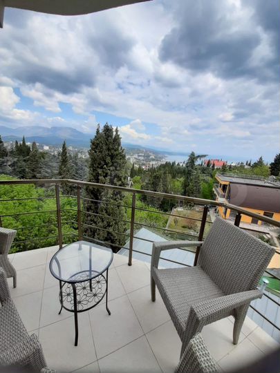 Комната 24 м², 2/2 эт.