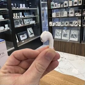 Левый наушник Apple AirPods 3