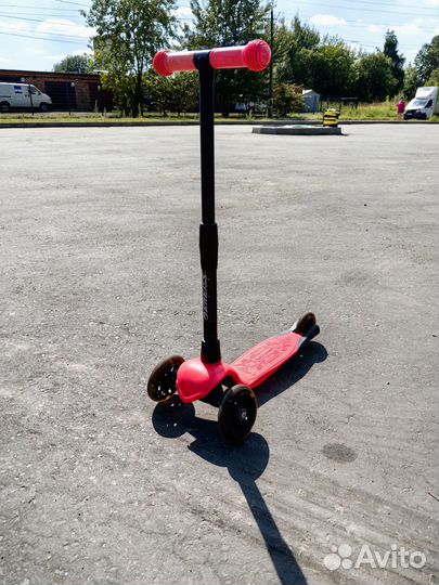 Самокат детский трехколесный kreiss