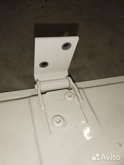 Дверца инструментального ящика DAF