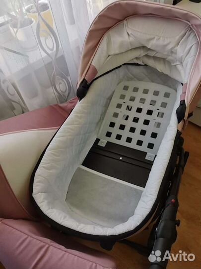 Коляска 2 в 1 Pituso