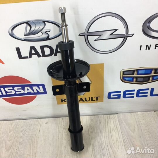 Амортизатор стойка зад Renault kaptur