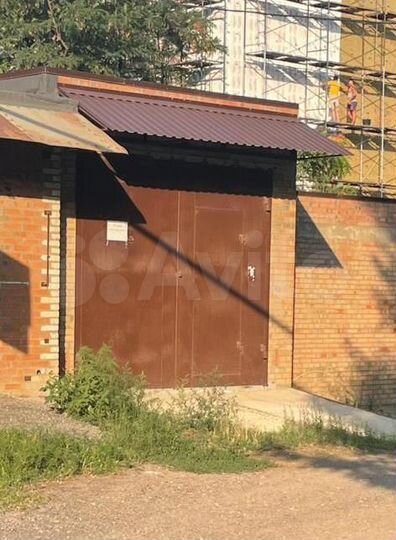 Гараж, > 30 м²