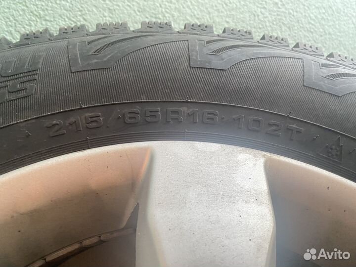 Шипованная резина на дисках для Nissan Qashqai