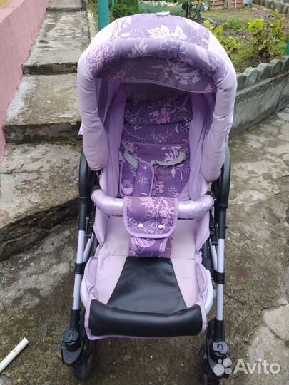 Прогулочная коляска