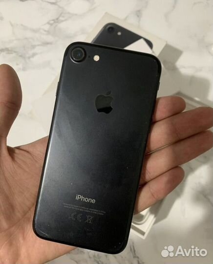 iPhone 7, 32 ГБ