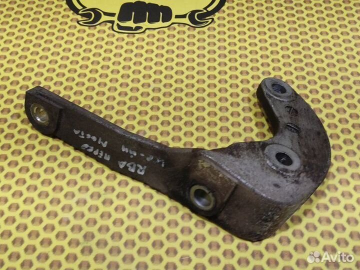 Кронштейн раздаточной коробки Renault Kaptur