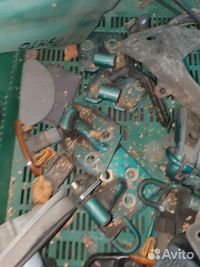 Петли капота двери на фиат пунто 1998г