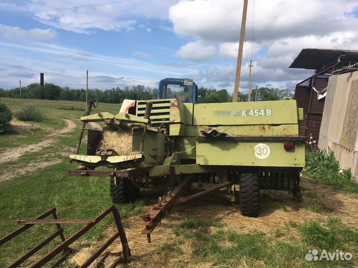 Пресс-подборщик Fortschritt К-454, 1990