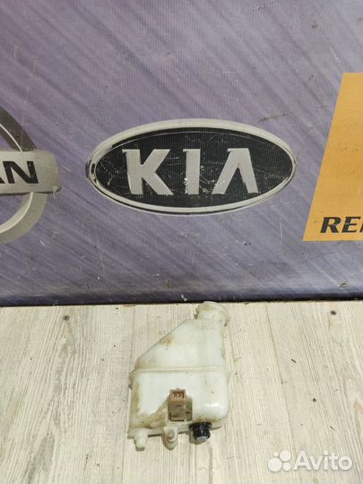 Бачок тормозной жидкости Kia sorento XM