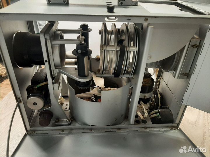 Диапроектор Проектор Лети-60 (35мм) СССР