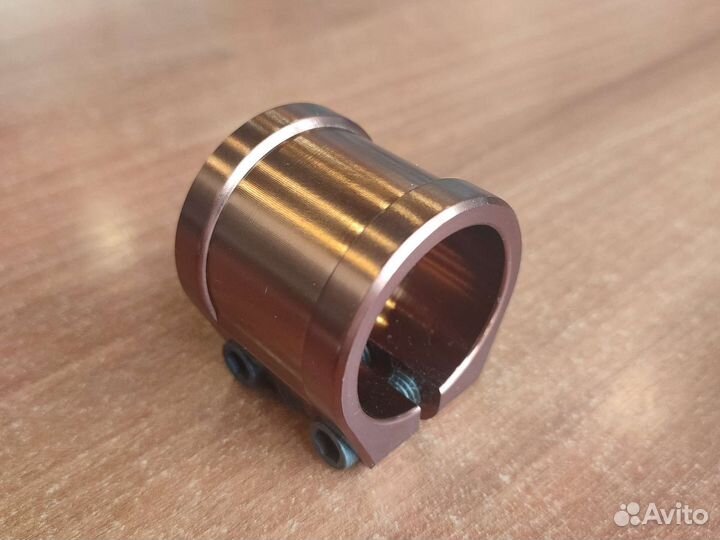 Зажим 3х болтовый тт Коричневый