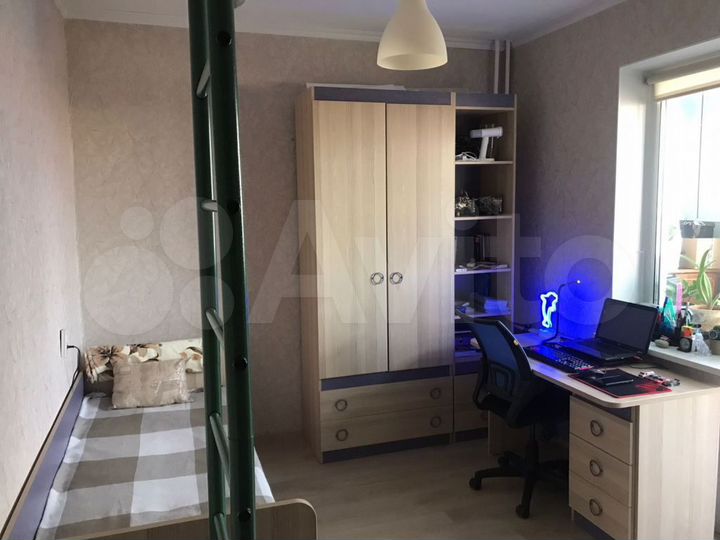 2-к. квартира, 52 м², 9/10 эт.