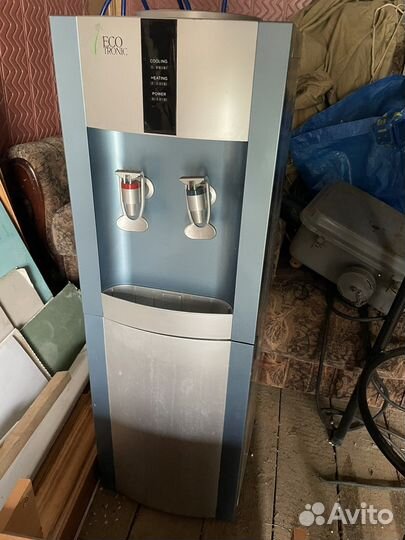 Кулер для воды eco tronic
