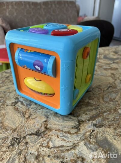 Развивающий кубик