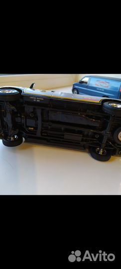 Chevrolet Express 1:25