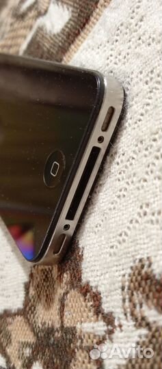 iPhone 4S, 32 ГБ