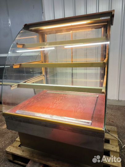 Кондитерская холодильная витрина Igloo