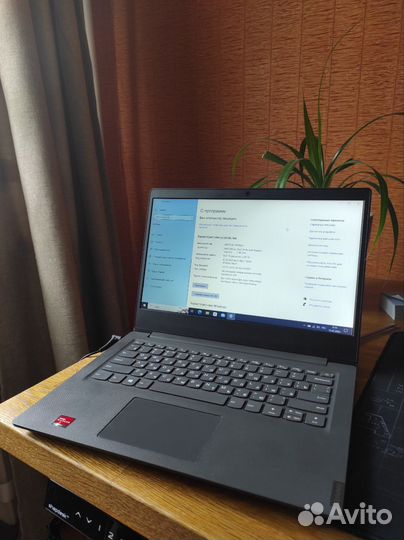 Ноутбук Lenovo V14-ADA