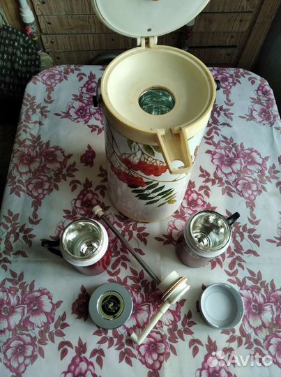 Термос с пневмонасосом, СССР