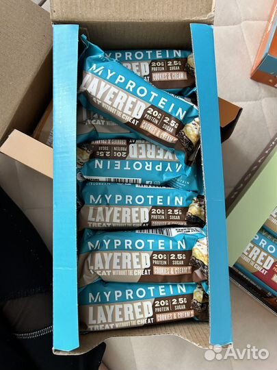 Протеиновые батончики Myprotein 85 штук