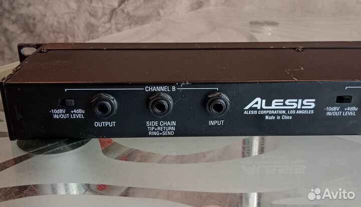 Alesis 3630 динамический процессор