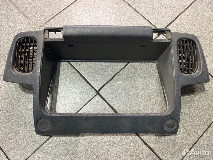 Консоль панели приборов Nissan Atlas H4F23