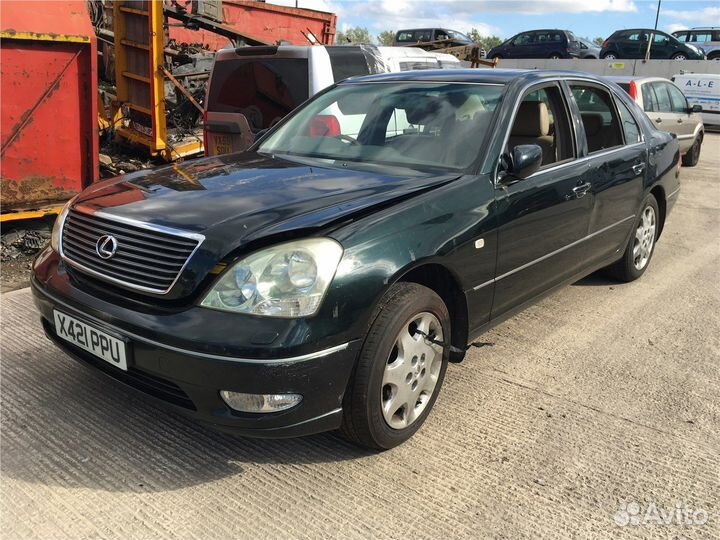 Разбор на запчасти Lexus LS430 UCF30