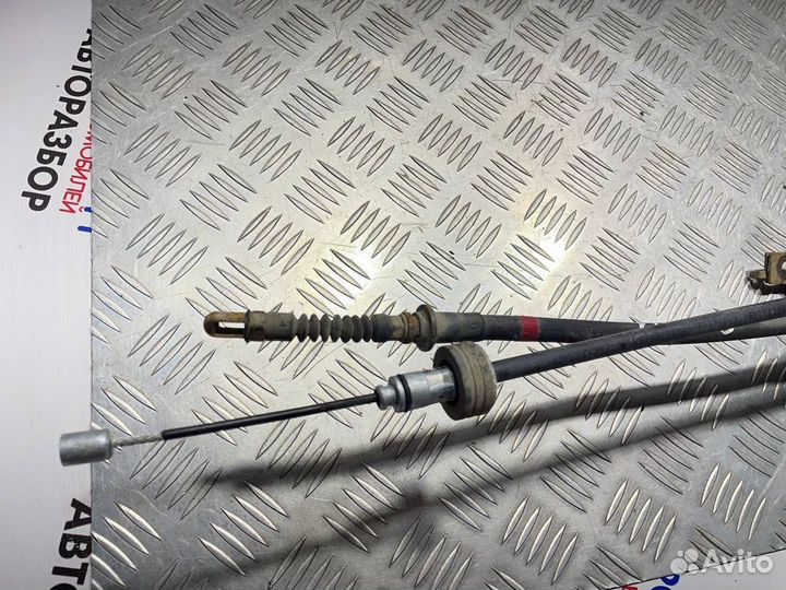 Трос ручника Hyundai Solaris 1