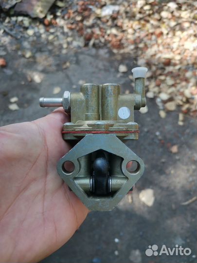 Насос топлевный механический Pekar 701