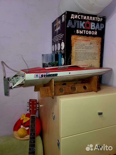 Катер на радиоуправлении