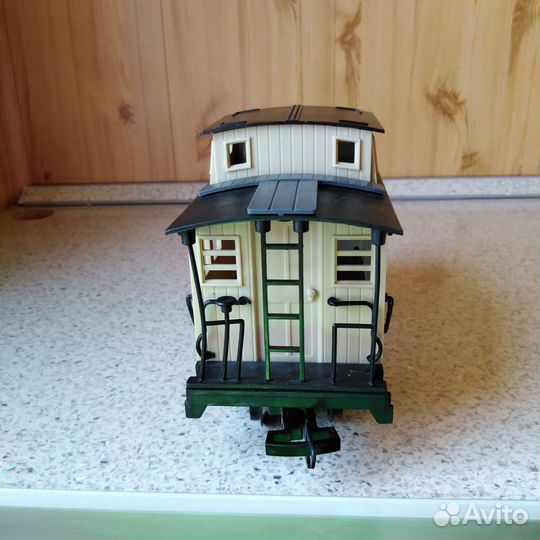 Вагон от игрушечной ж/д пластик